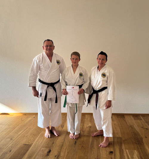 Gr&uuml;ngurtpr&uuml;fung im Karate